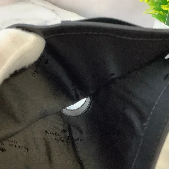 NWT Kate Spade Small Zipper Black and Gray Wallet - Picture 7 of 8